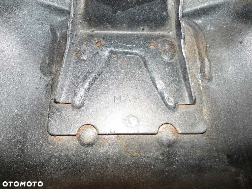 Zbiornik bak paliwa HONDA VT 1100 C2 SHADOW SABRE 00-07r   PN. 17520-MCK-A40ZA - 10