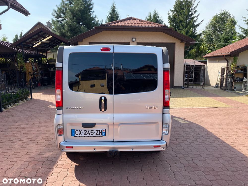 Renault Trafic 2.0 DCI 115 koni - 6