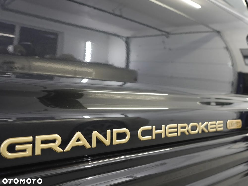 Jeep Grand Cherokee - 40