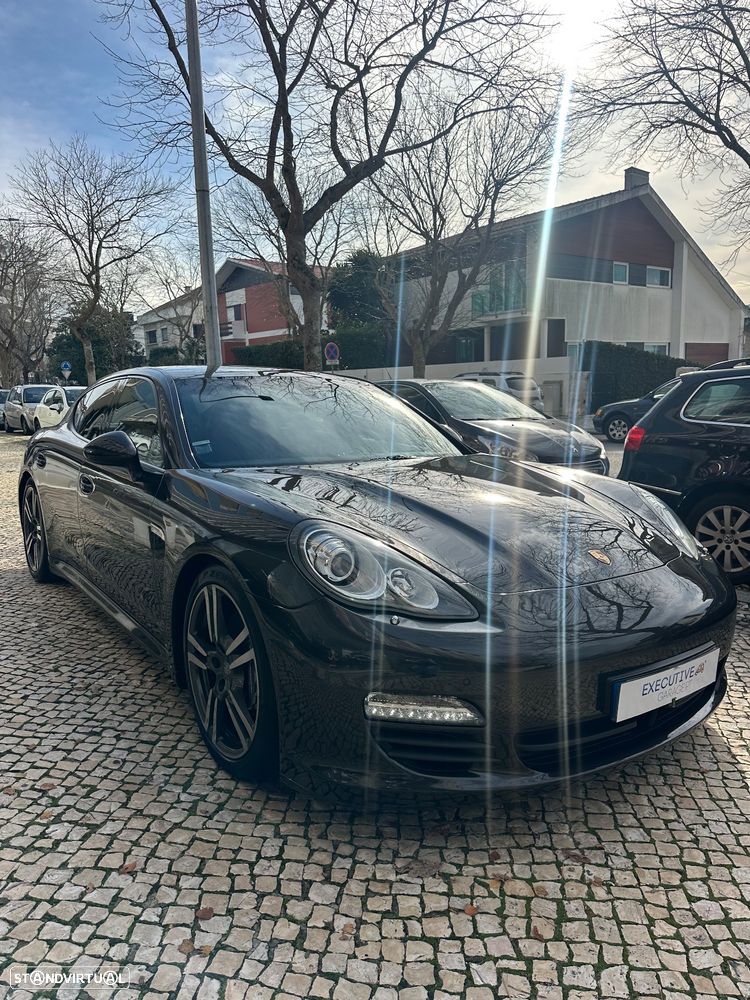 Porsche Panamera Platinum Edition - 2