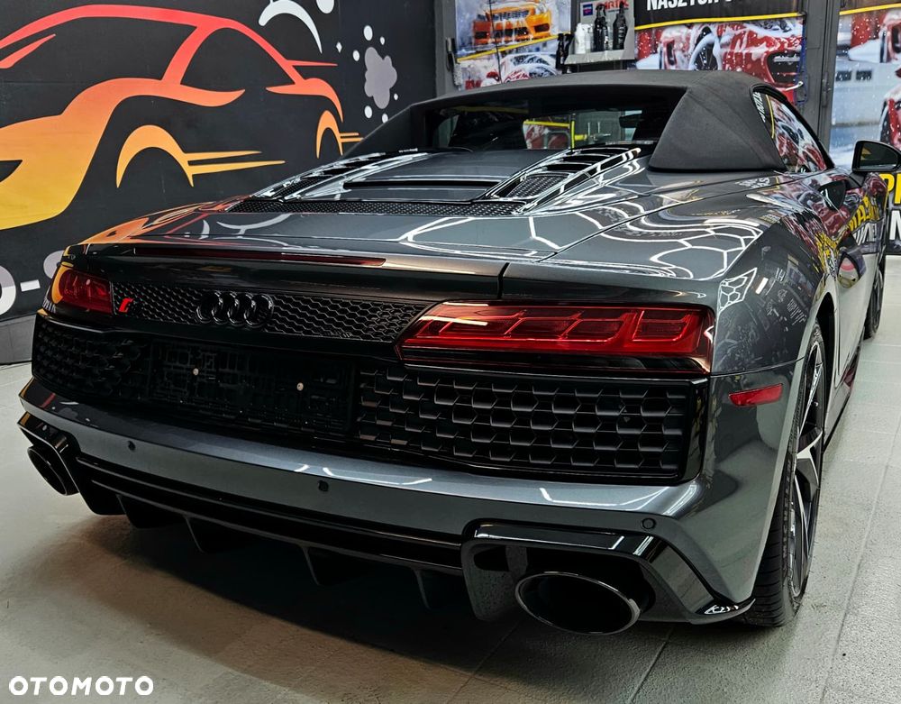 Audi R8 Spyder 5.2 FSI Quattro - 9