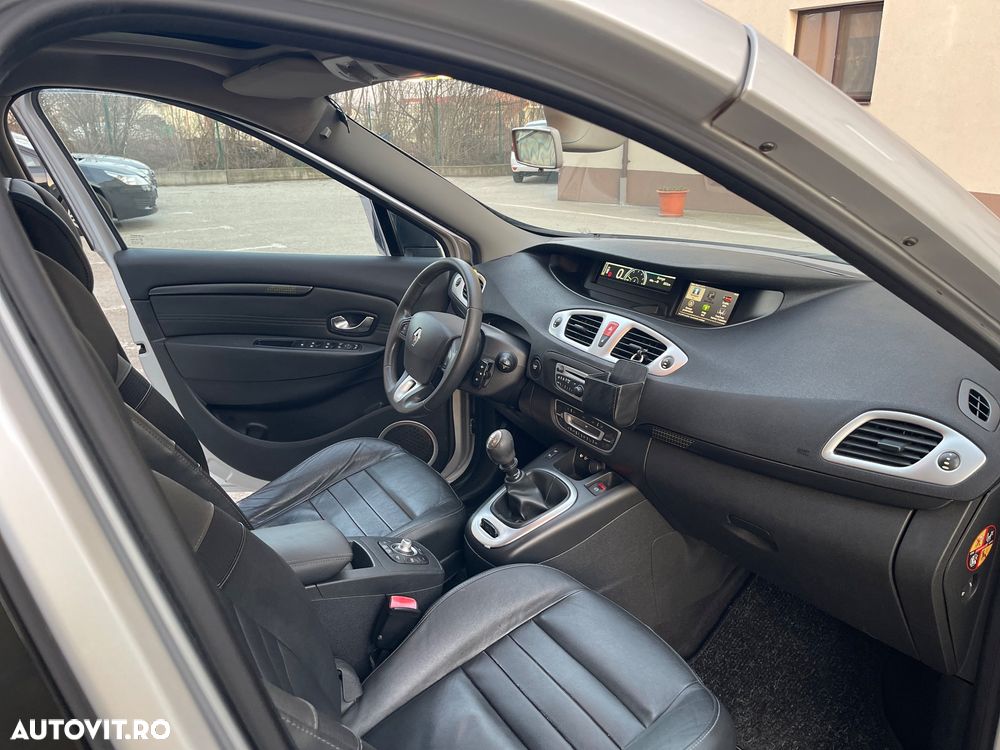 Renault Scenic 1.9 dCi FAP Dynamique - 10