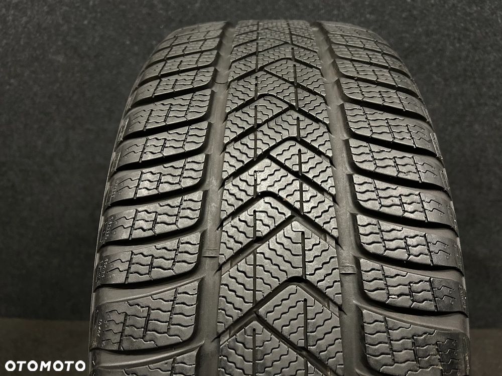 Pirelli SottoZero 3 PNCS 235/45/18 98V XL 1szt. Ładna! - 2