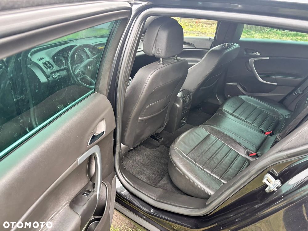 Opel Insignia - 15