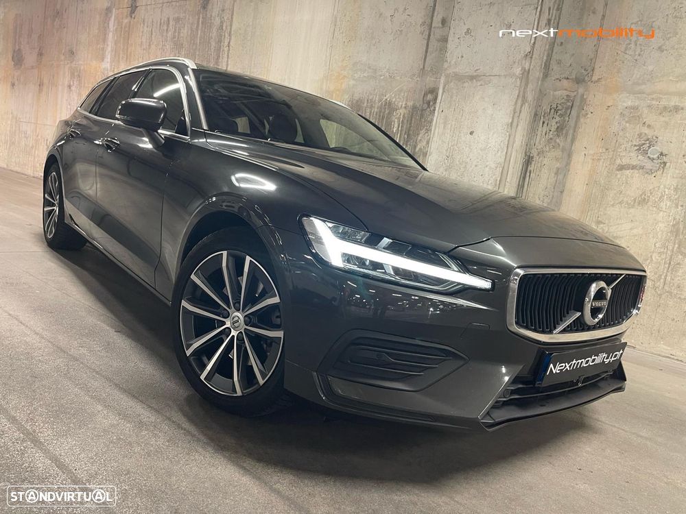 Volvo V60 2.0 B4 Momentum Plus Geartronic - 1