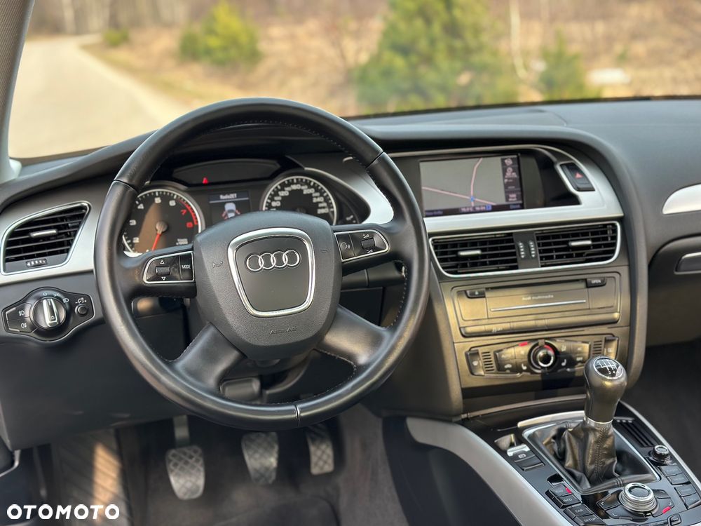 Audi A4 Limousine - 25
