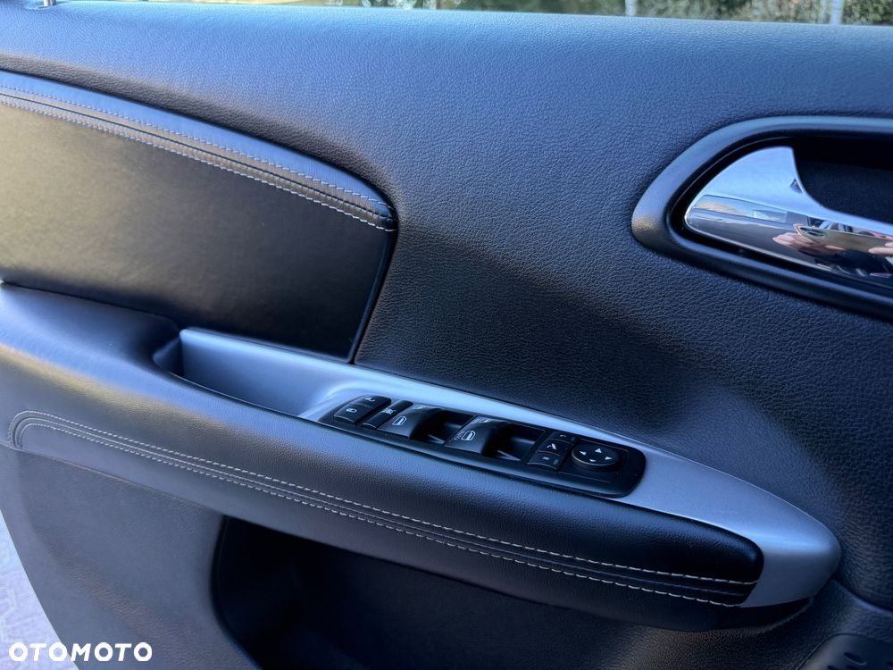 Fiat Freemont 2.0 Multijet 16V DPF Automatik Allrad Cross - 32