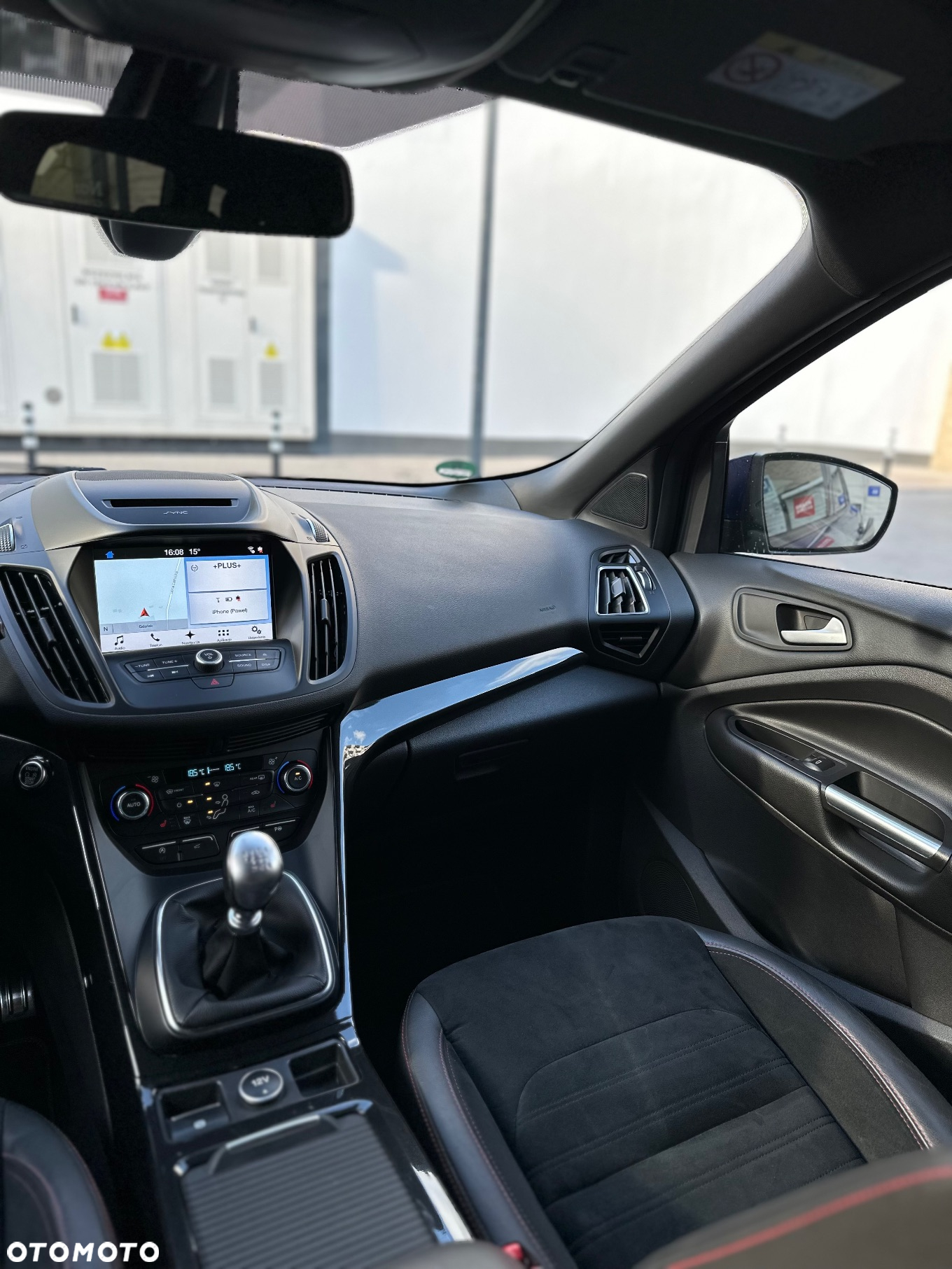 Ford Kuga 1.5 EcoBoost 2x4 ST-Line - 13