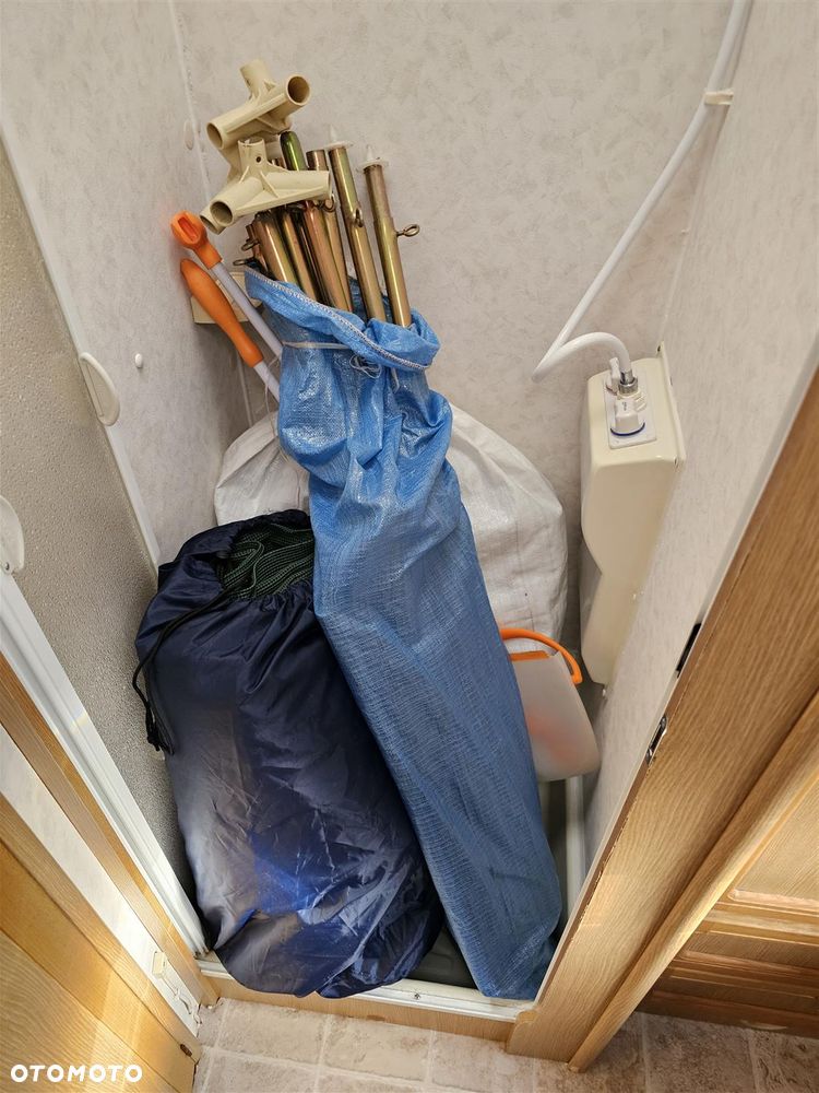 Inny Bardzo zadbana, czysta, dmc 1040 kg - 37