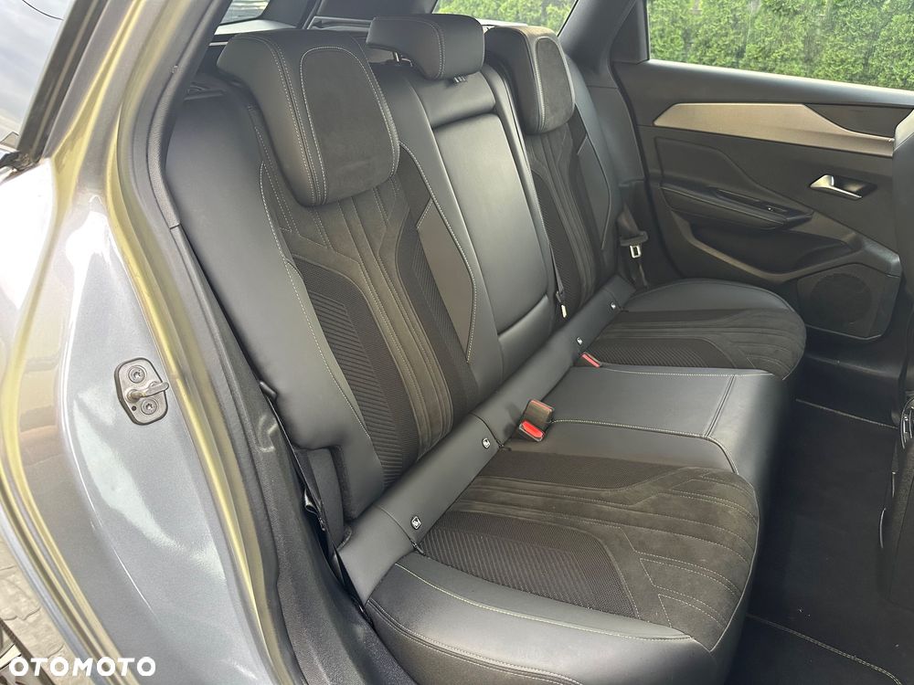 Peugeot 308 BlueHDi 130 EAT8 Stop & Start GT - 37
