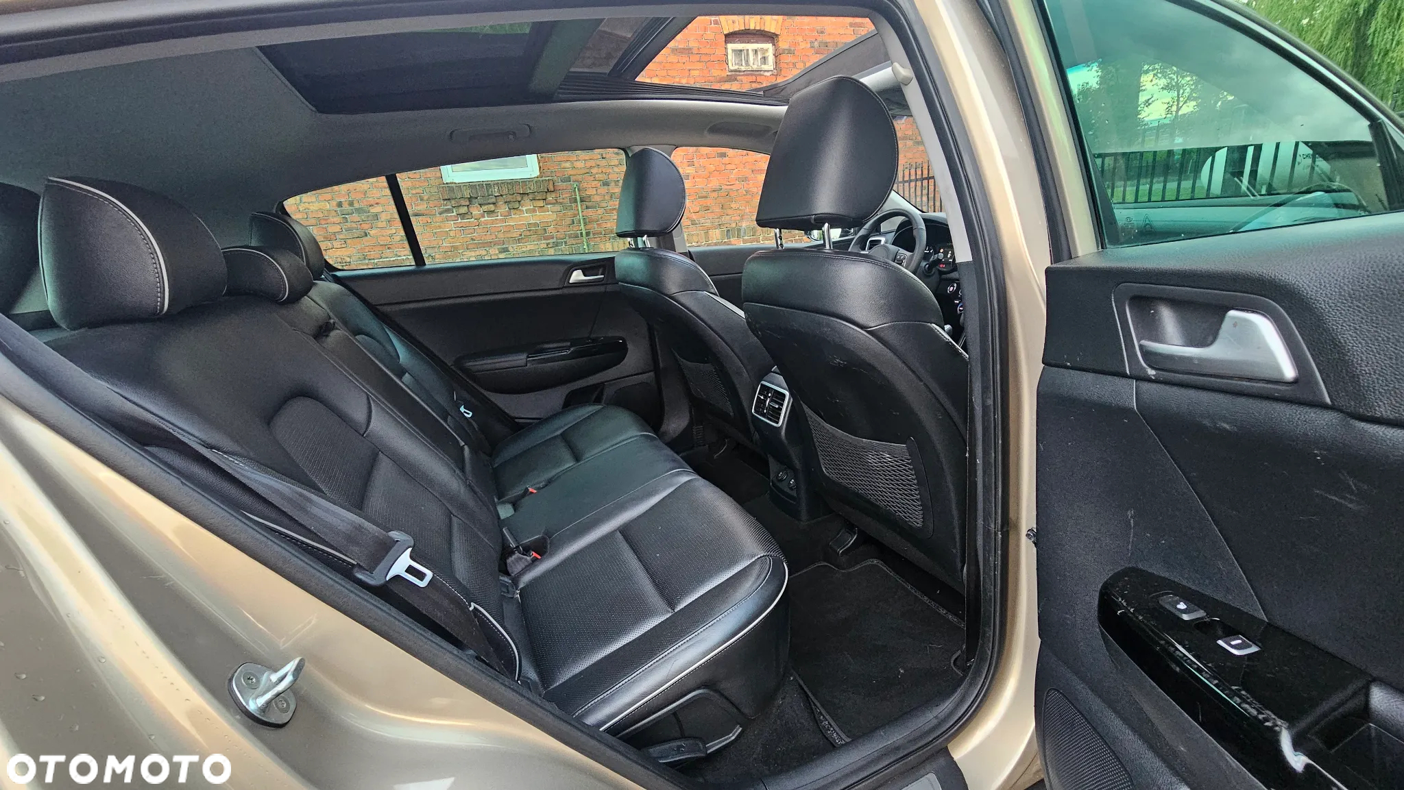 Kia Sportage 2.0 CRDI Business Line 4WD - 27