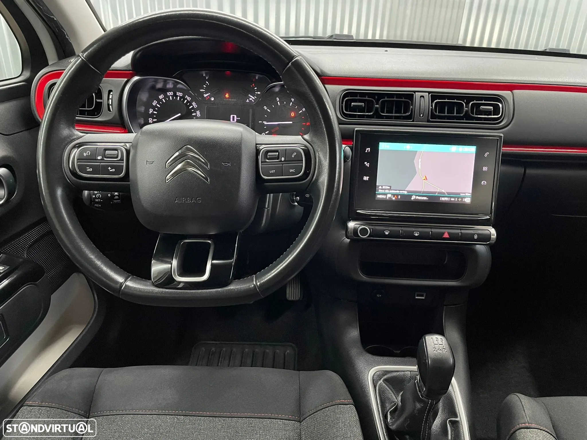 Citroën C3 1.2 PureTech Shine - 8