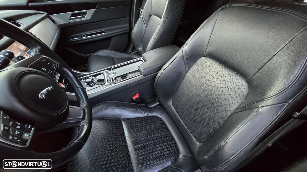 Jaguar XF 2.0 D Prestige Aut. - 41