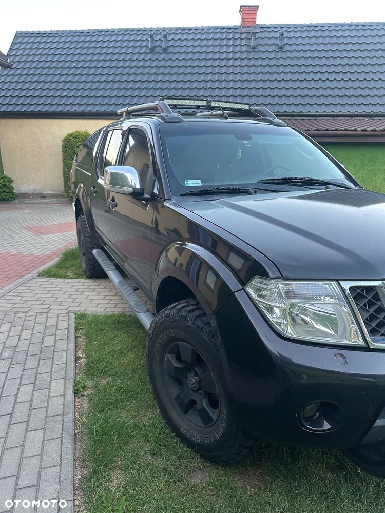 Nissan Navara 2.5 D LE Long - 12