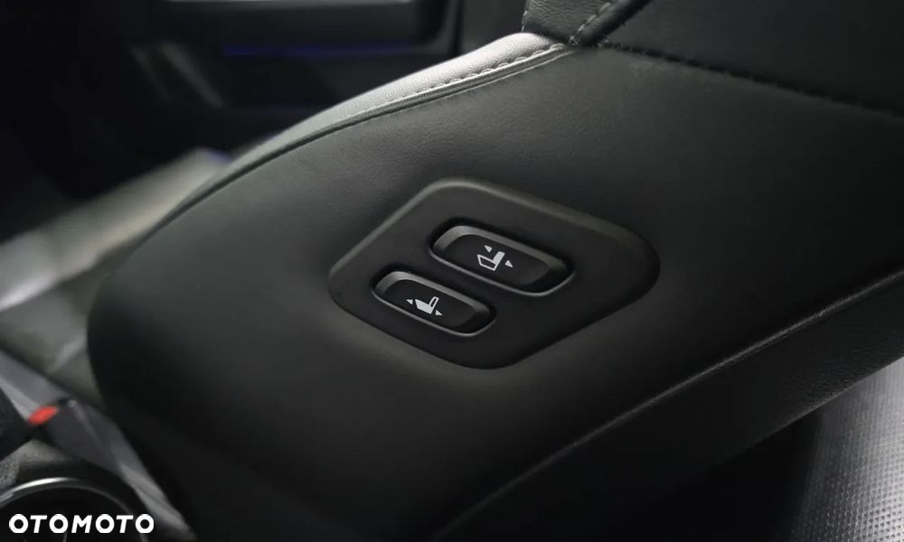 Kia Stinger - 22