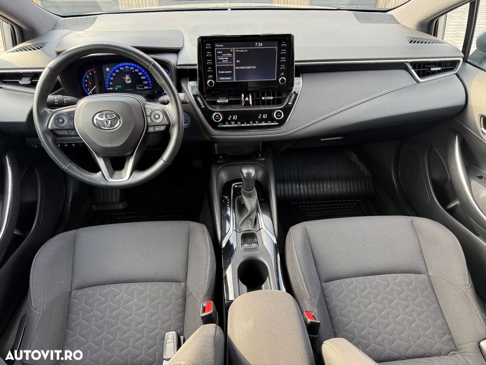 Toyota Corolla 1.8 Business Edition - 3