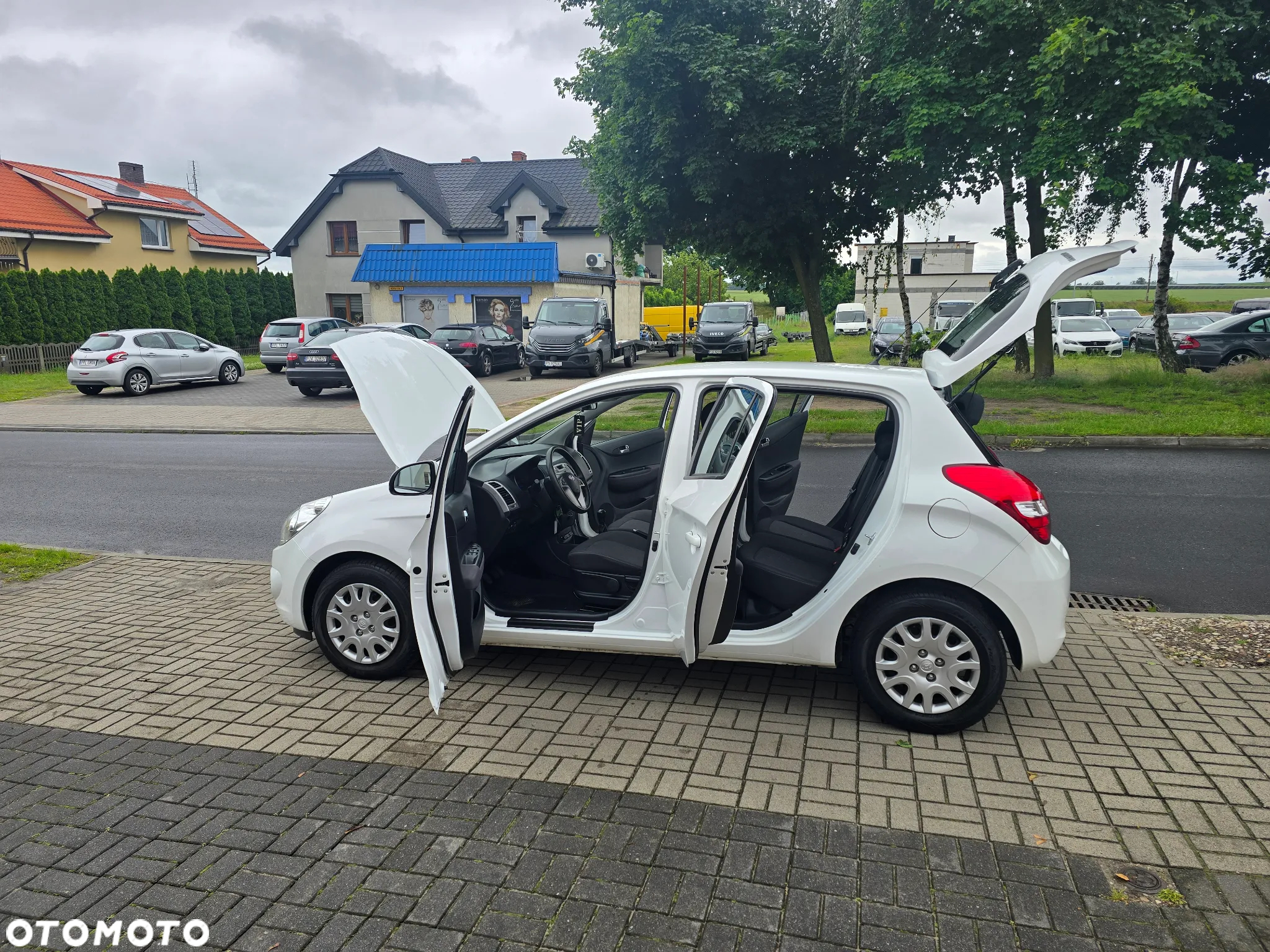 Hyundai i20 1.2 Intro Edition - 17