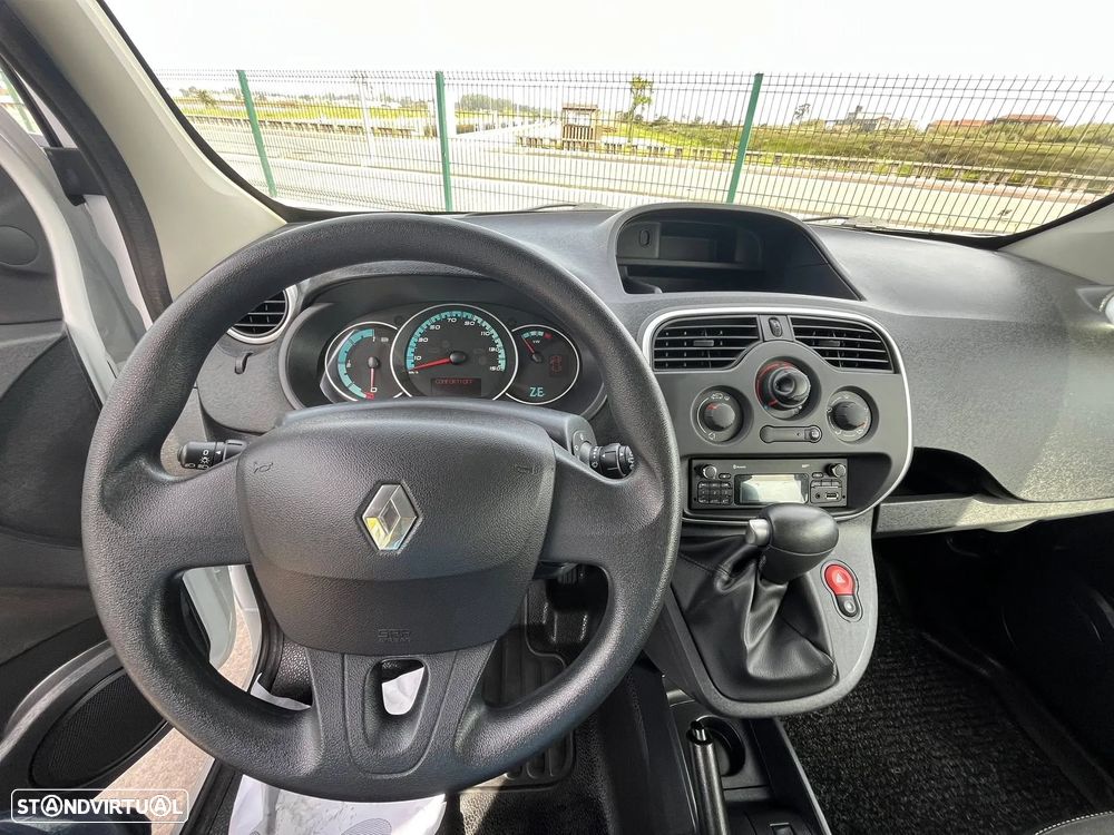 Renault Kangoo E-Tech - 17