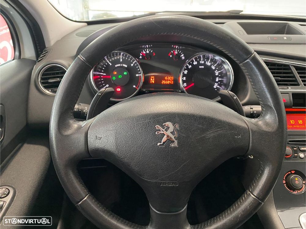 Peugeot 3008 e-HDi 115 ETG6 Stop&Start Active - 44
