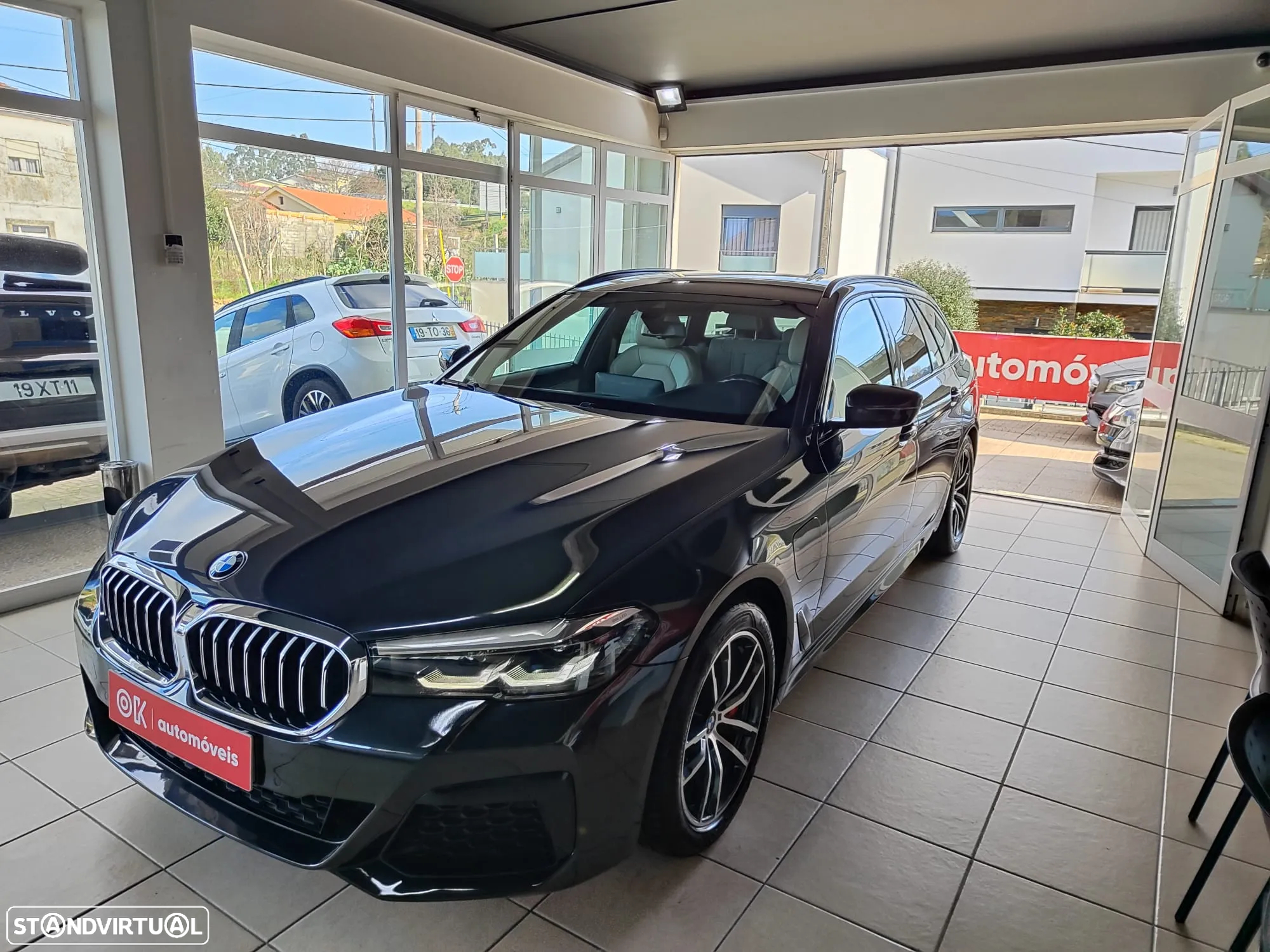 BMW 530 e Pack Desportivo M - 6