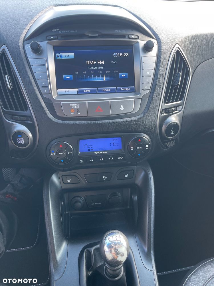 Hyundai ix35 1.7 CRDi 2WD blue Trend - 18