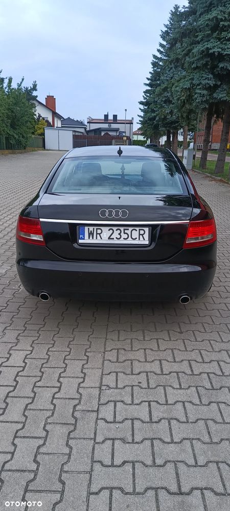 Audi A6 Limousine 2.4 - 3