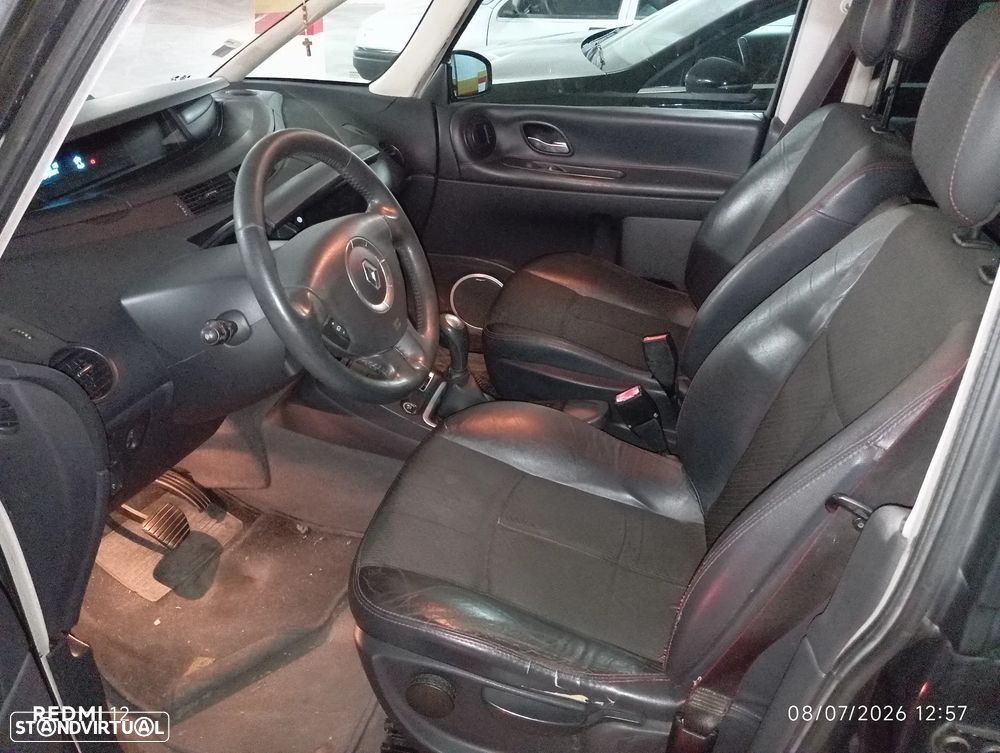 Renault Espace 2.0 dCi Initiale 7L Aut. - 11