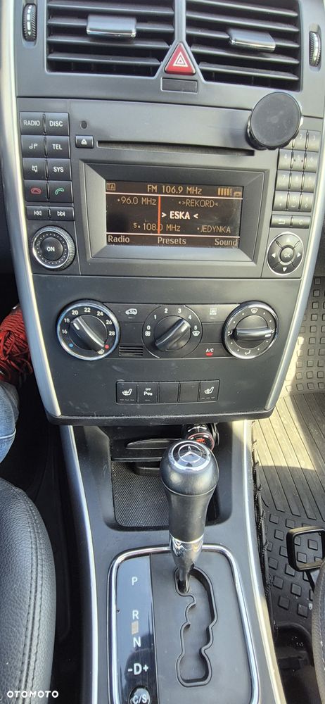 Mercedes-Benz Klasa B 180 CDI Autotronic Special Edition - 23