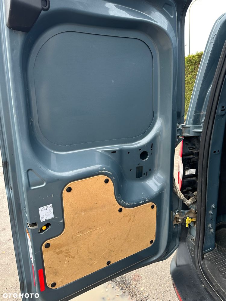 Ford TRANSIT COURIER - 21
