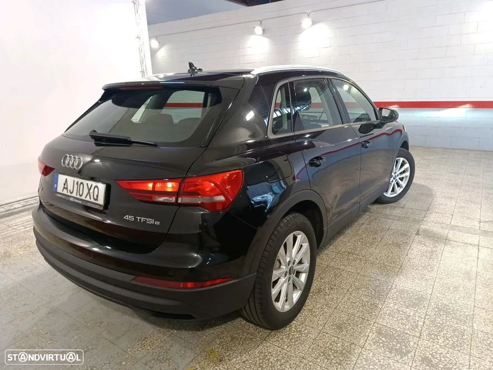 Audi Q3 45 TFSIe S tronic - 3