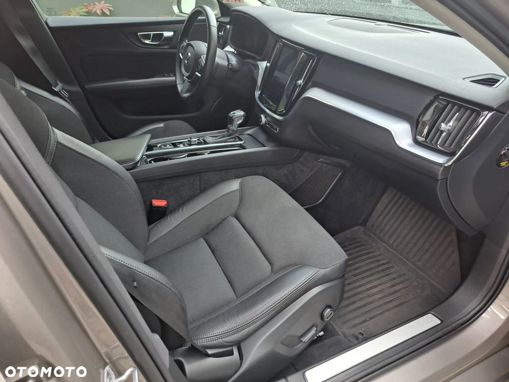 Volvo V60 D3 Geartronic - 13