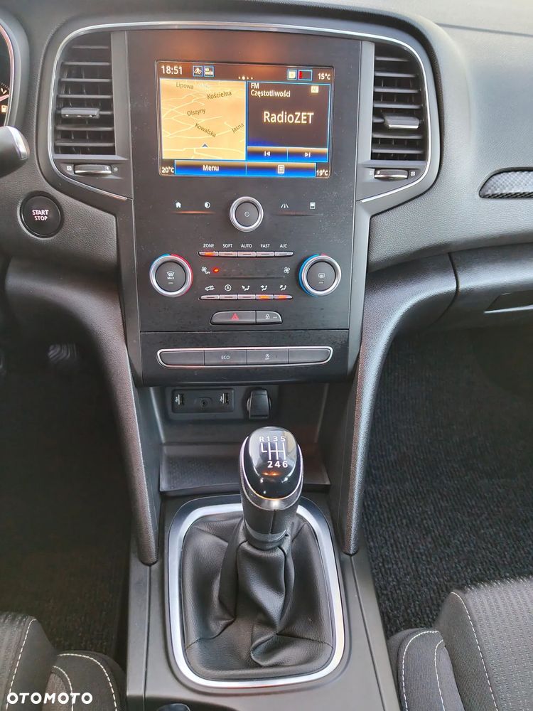 Renault Megane BLUE dCi 115 BUSINESS EDITION - 23