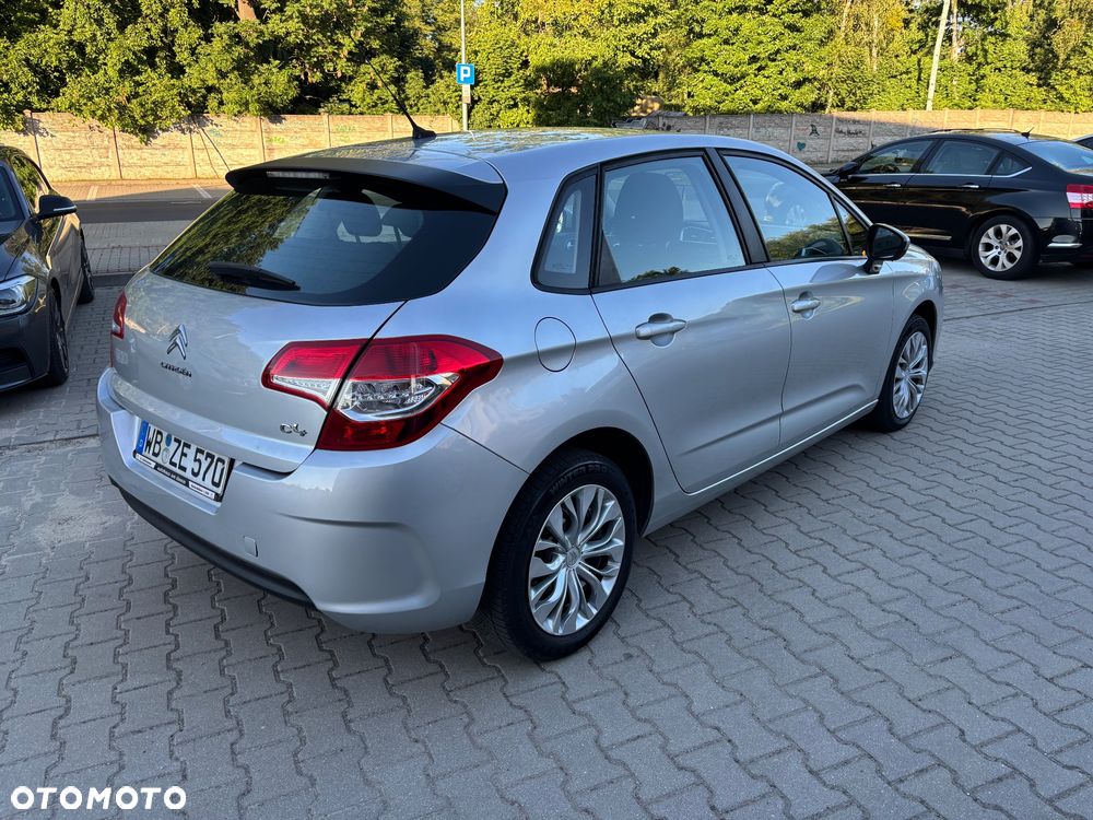 Citroën C4 VTi 120 Attraction - 4