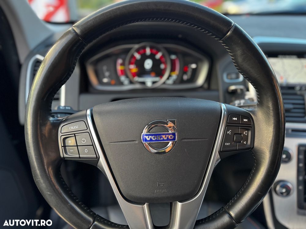 Volvo XC 60 D5 AWD Geartronic Linje Inscription - 25