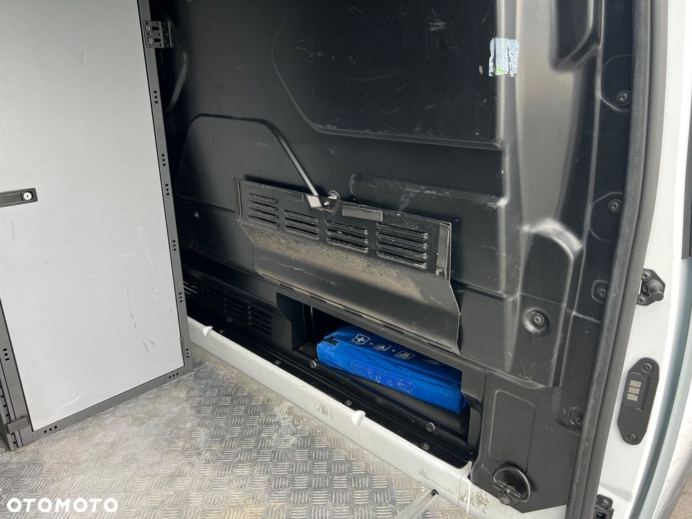 Ford transit custom - 22