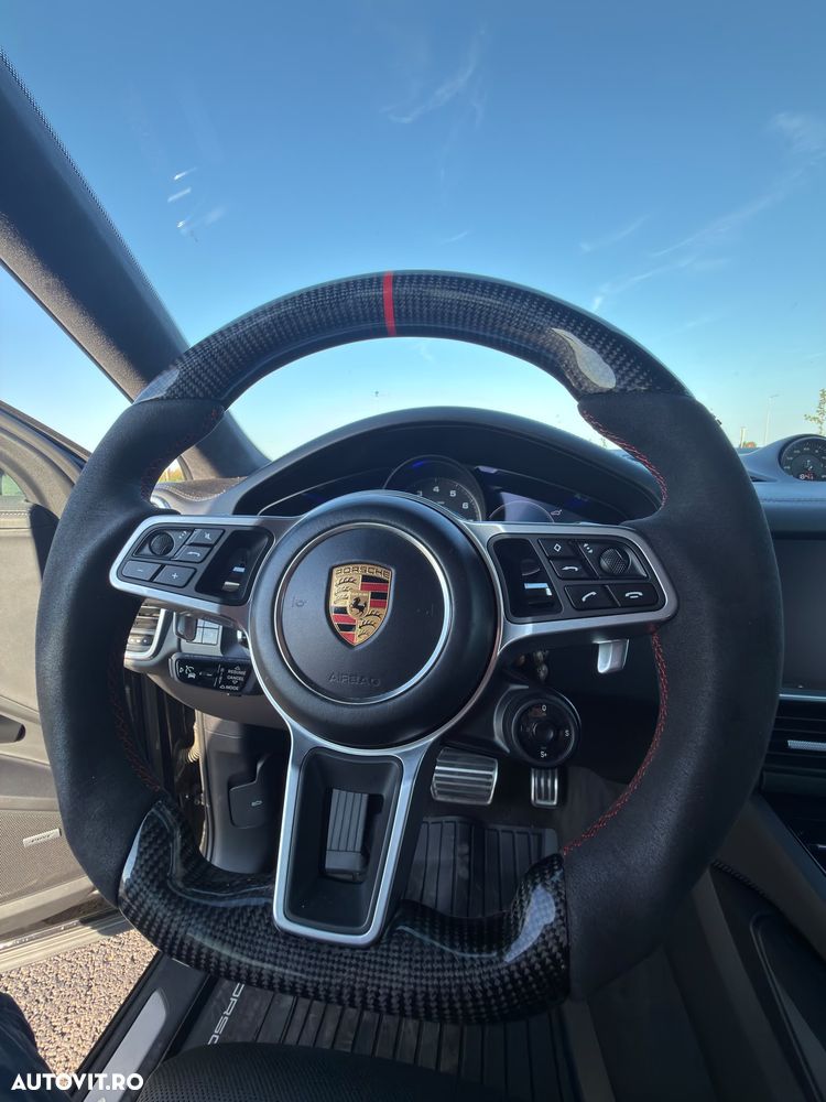 Porsche Cayenne - 14