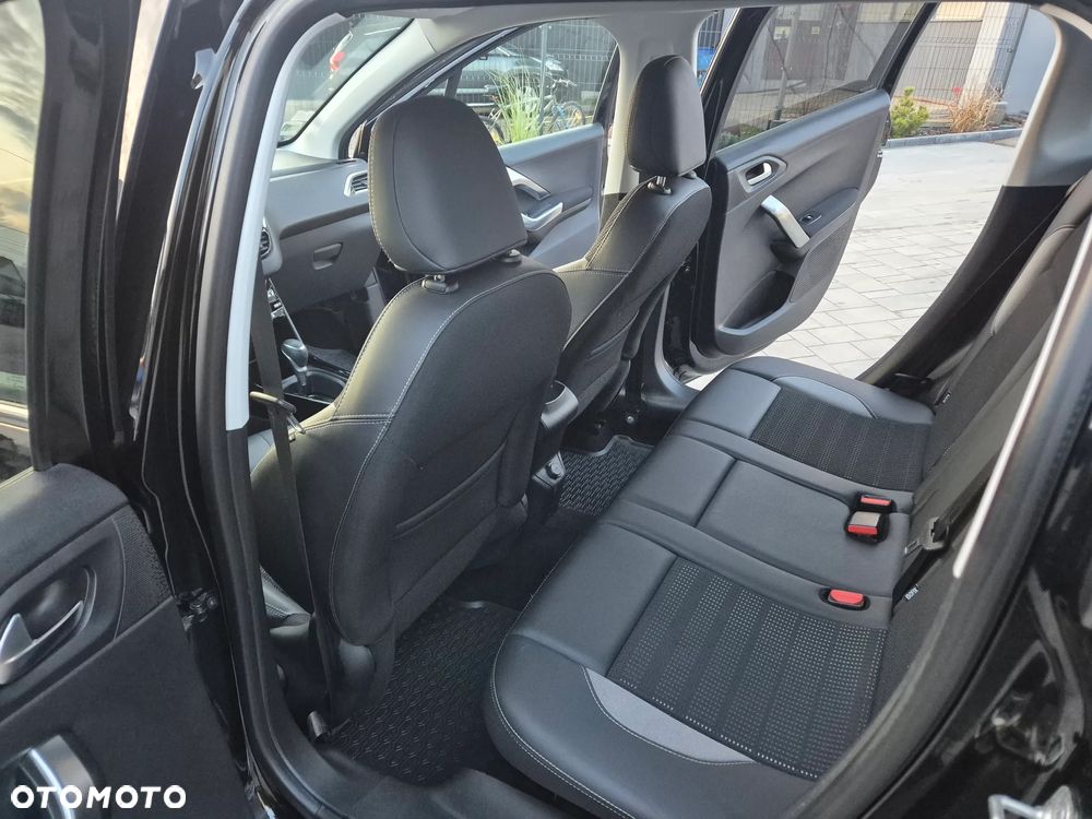 Peugeot 2008 PureTech 110 GPF Stop&Start EAT6 Allure - 10