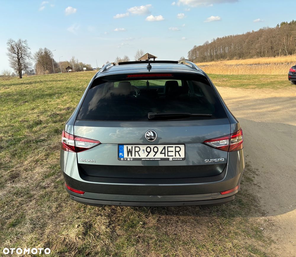 Skoda Superb 2.0 TDI Style - 5