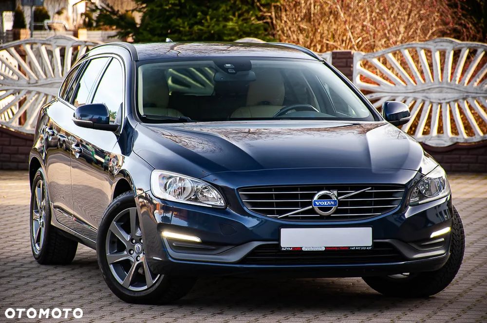 Volvo V60 D3 Business Edition - 4