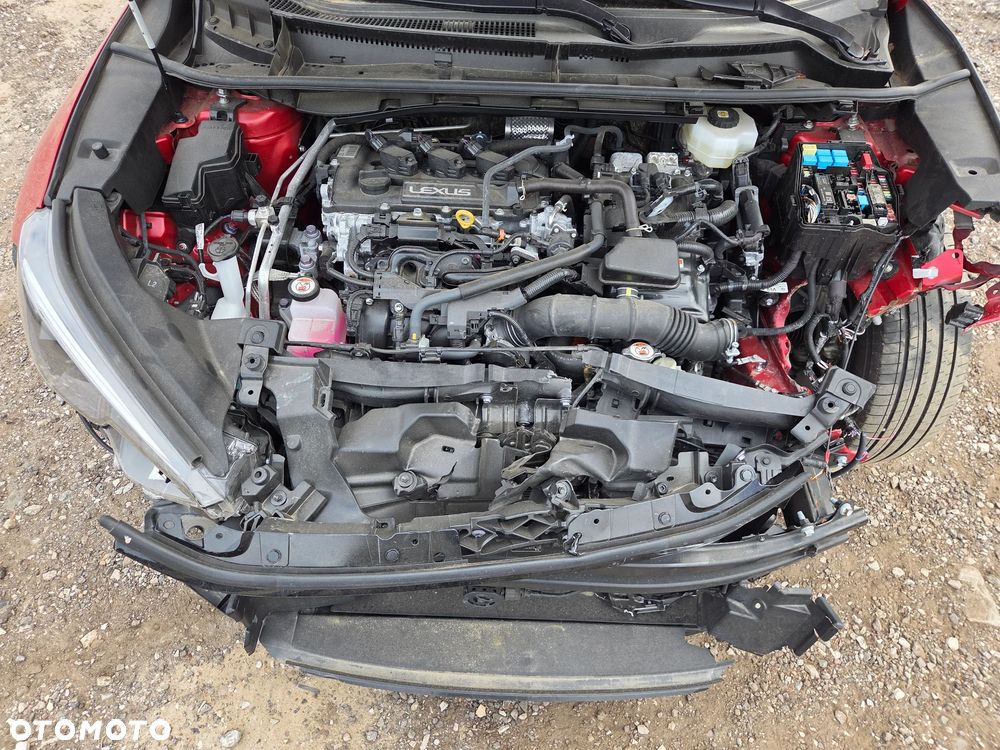 Lexus LBX FWD Emotion - 13