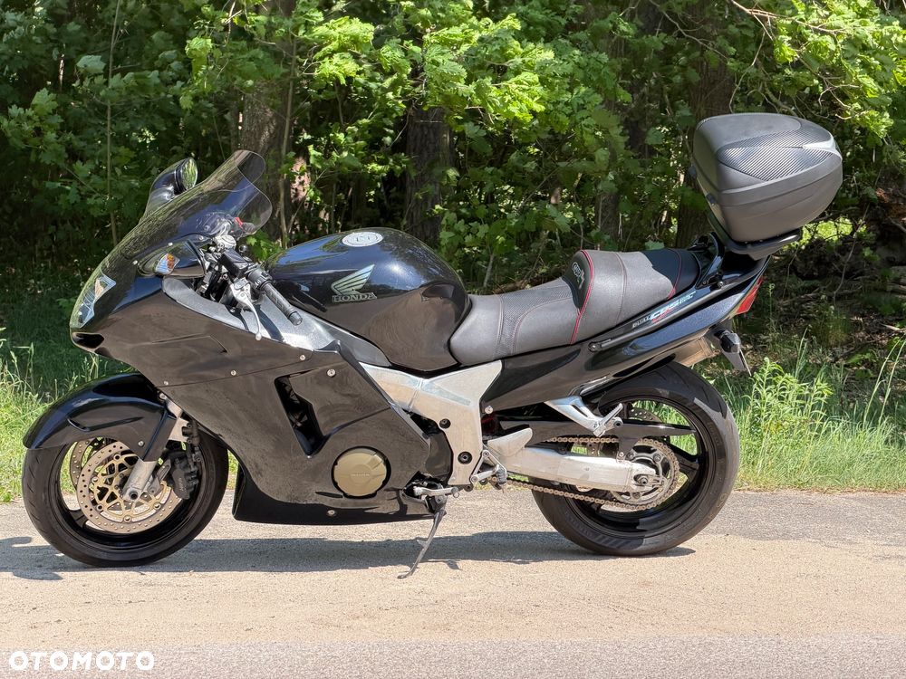 Honda CBR - 7