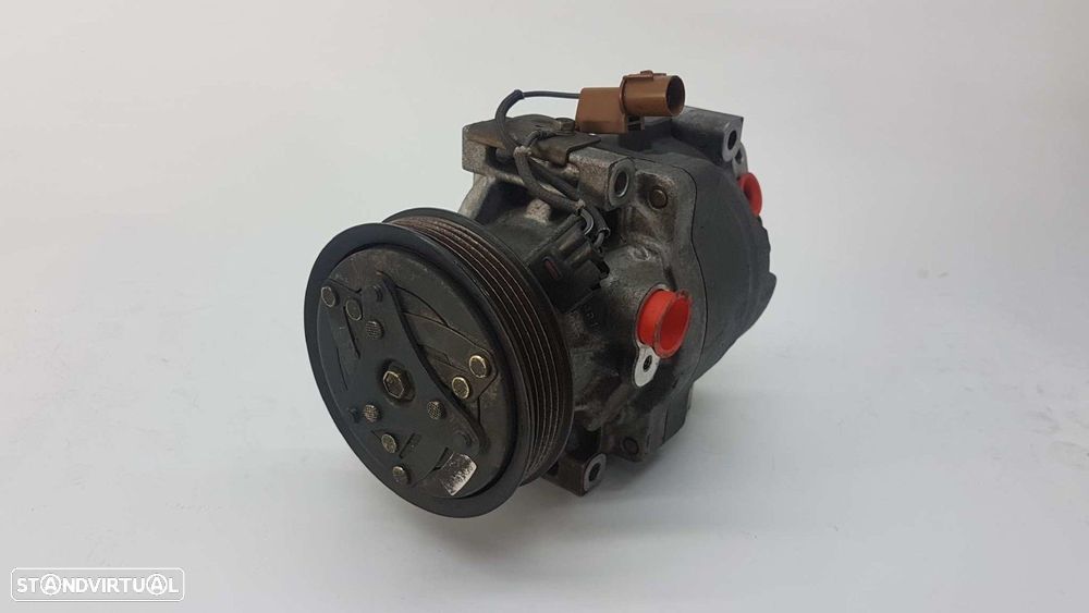 COMPRESSOR DE AR CONDICIONADO MITSUBISHI SPACE RUNNER (N60) 2.0I - 1