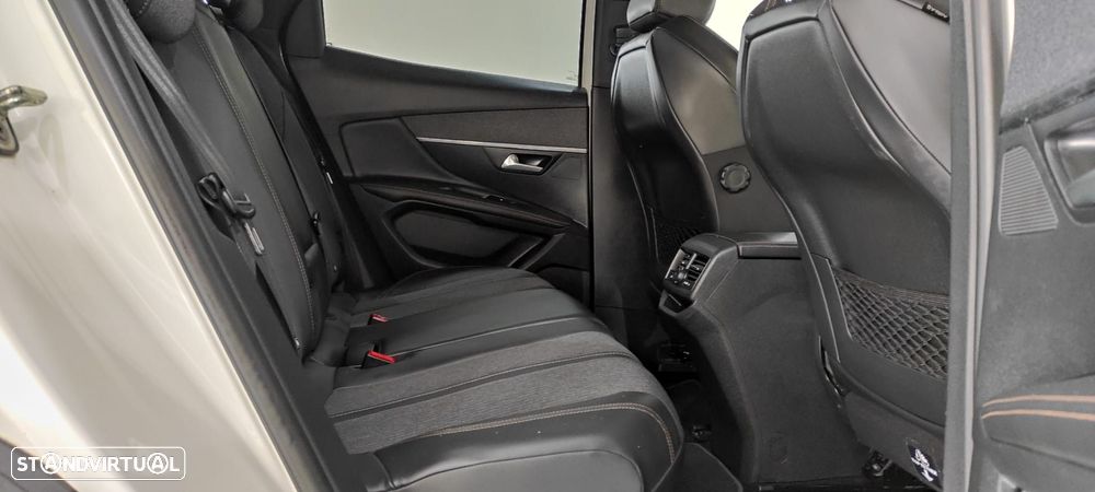 Peugeot 3008 1.5 BlueHDi GT Line - 20