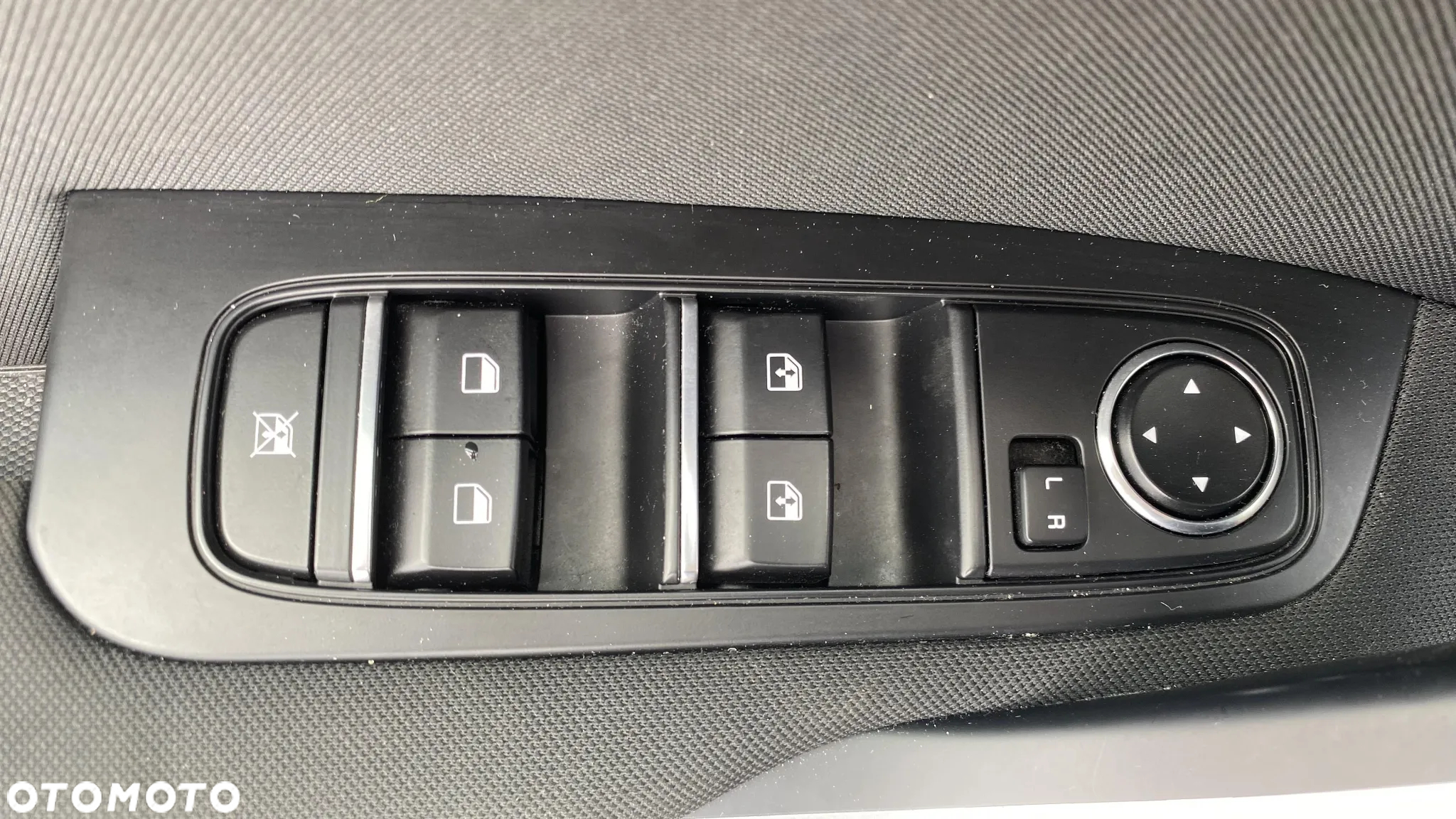 Kia Ceed 1.5 T-GDI M - 21