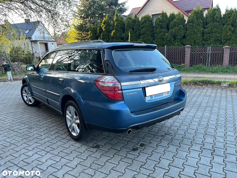 Subaru Outback - 3