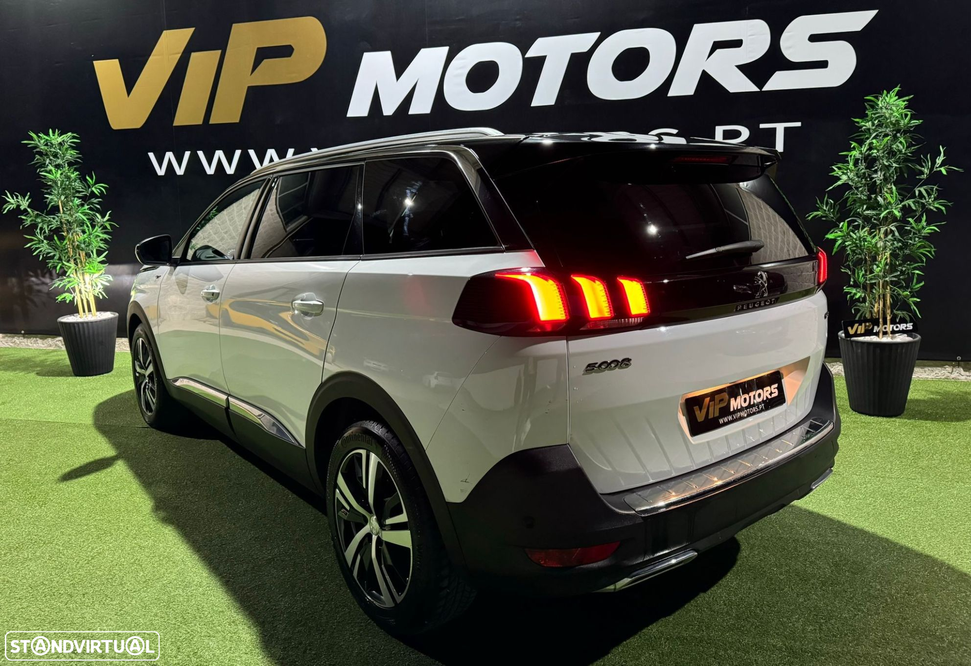 Peugeot 5008 1.5 BlueHDi Allure EAT8 - 14