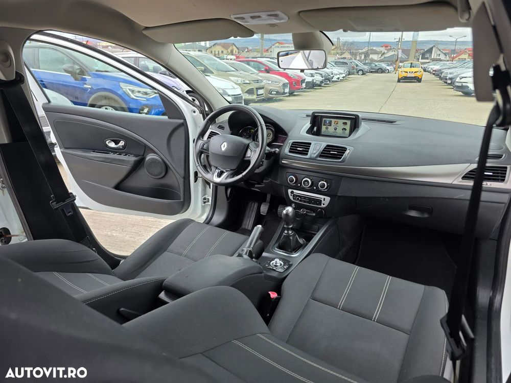 Renault Megane dCi 110 FAP LIMITED - 8