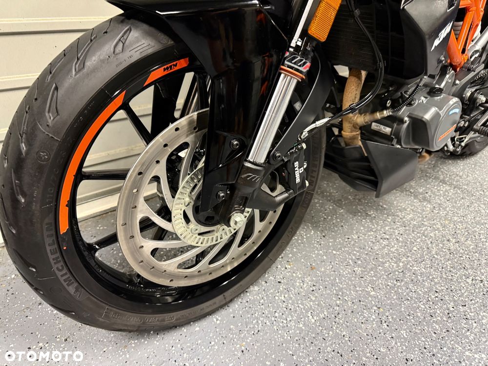 KTM Duke - 15