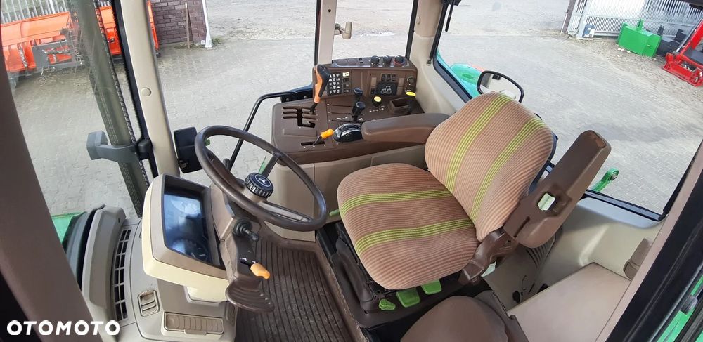 John Deere 6120 - 13