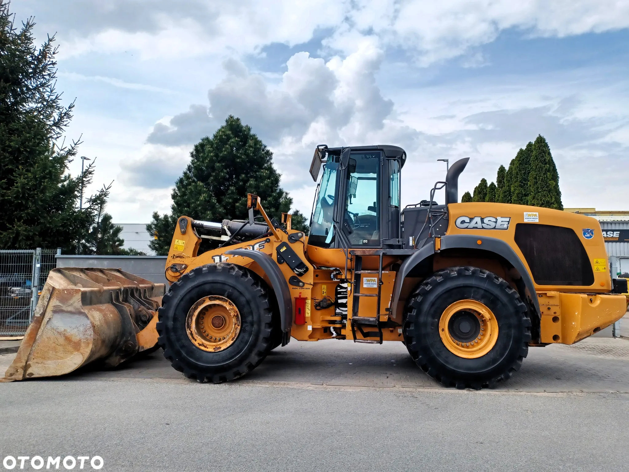Case 1021F - 2